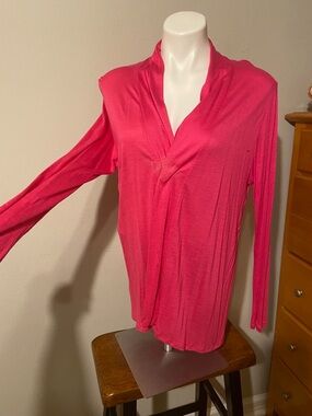 Exclusive One Large Women’s Fuchsia Long-Sleeve Draped Cardigan